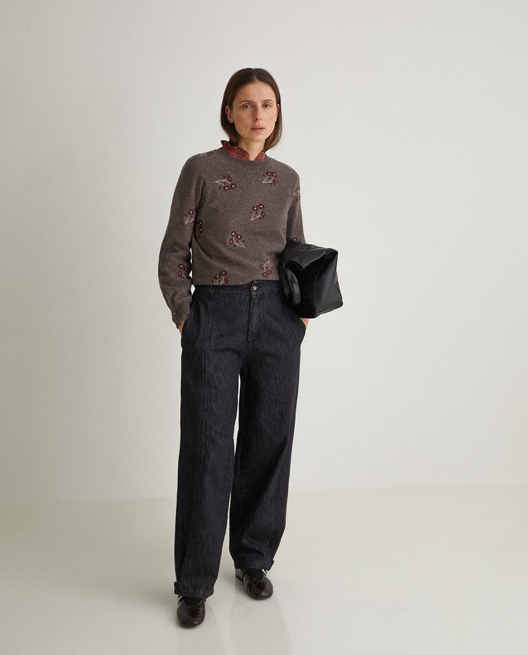 Yerse Yerse Embroidered jumper 43514