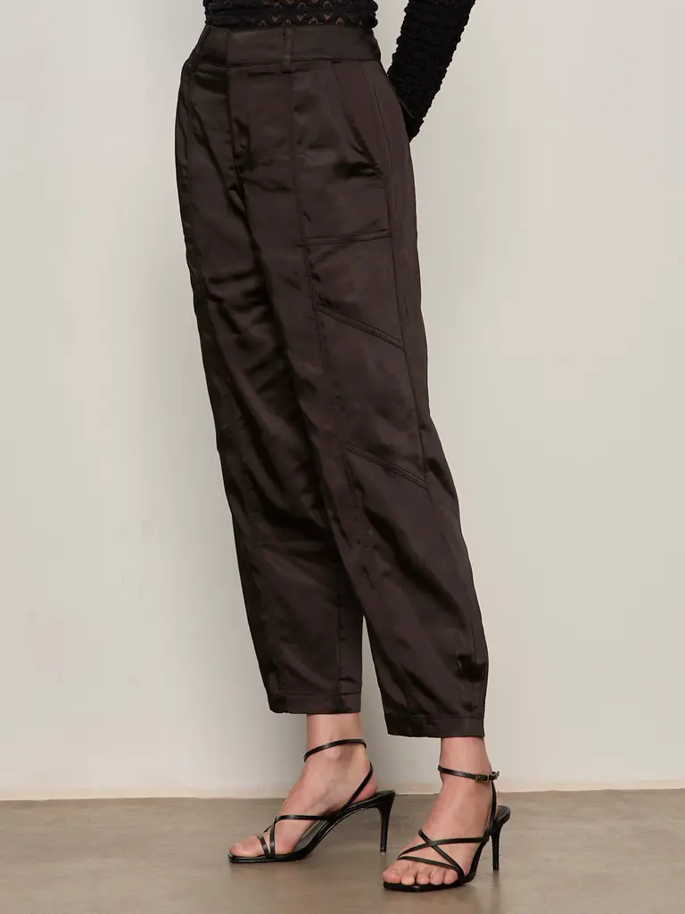 Sanctuary Sanctuary Sahara satin tappered pant CP1205CB3X