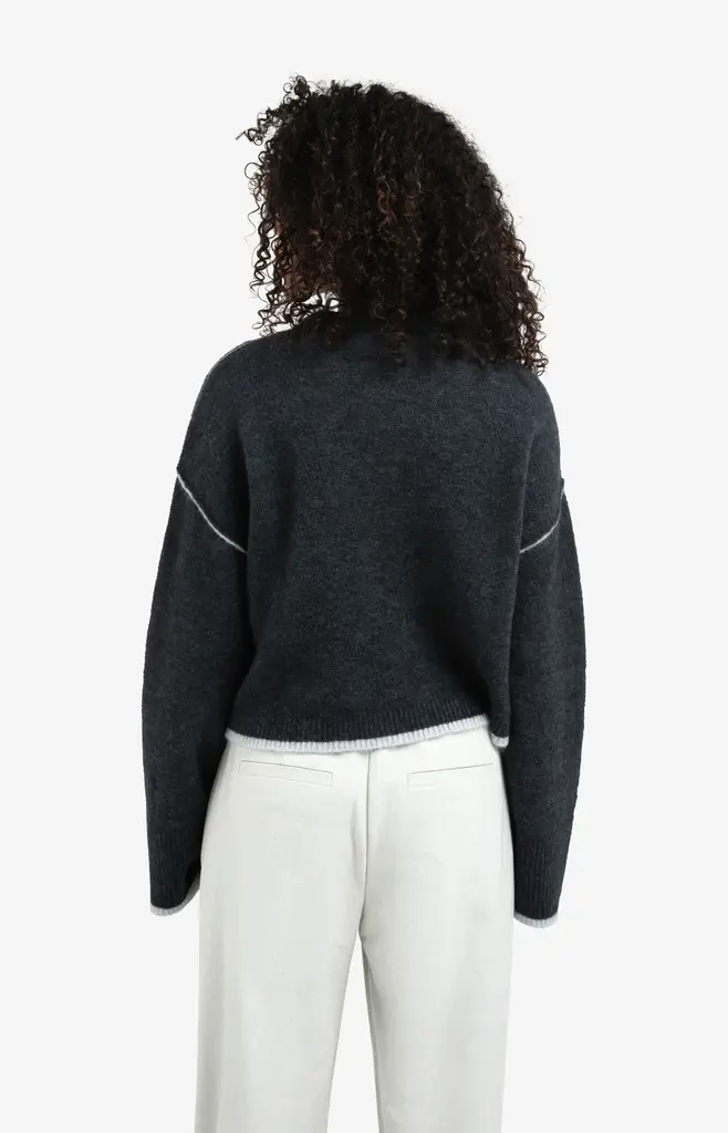 Yaya Yaya Sweater w/contrast details 1000519