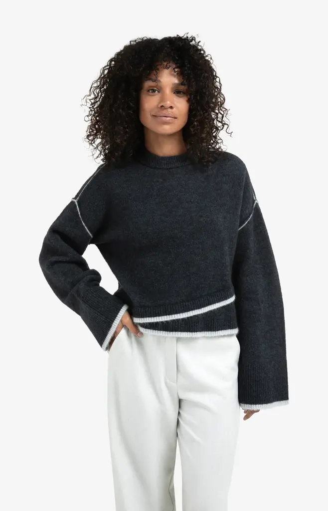 Yaya Yaya Sweater w/contrast details 1000519