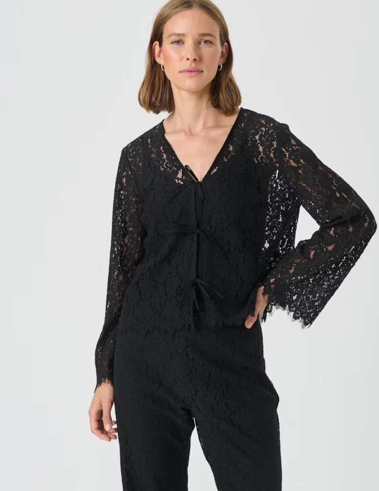 Part Two Part Two Vickie blouse 30310157