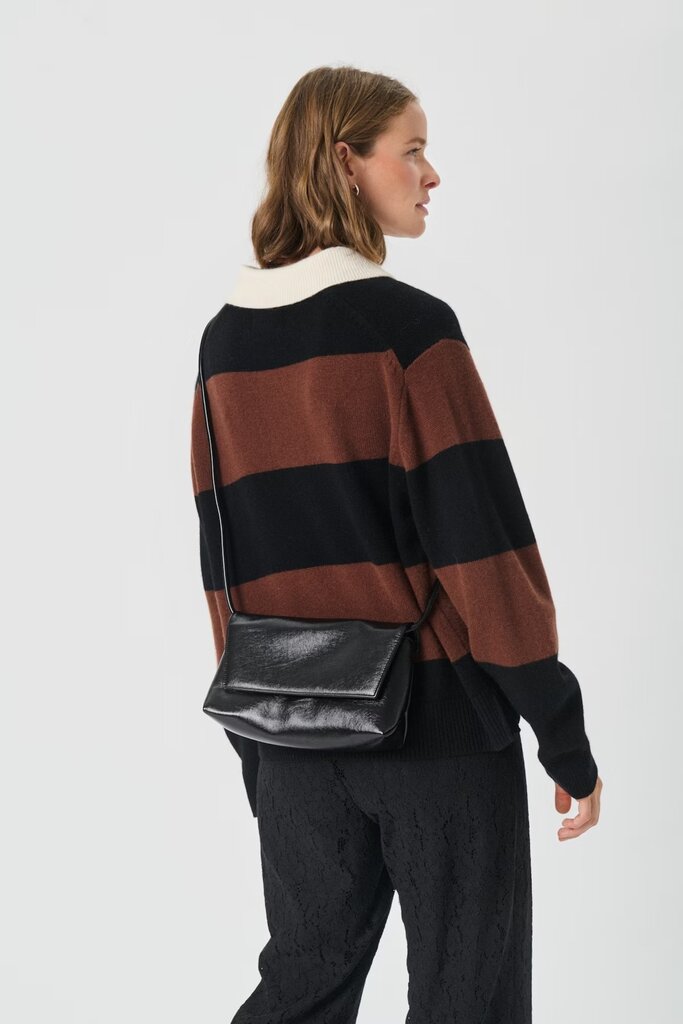 Part Two Part Two Vlora purse 30310228