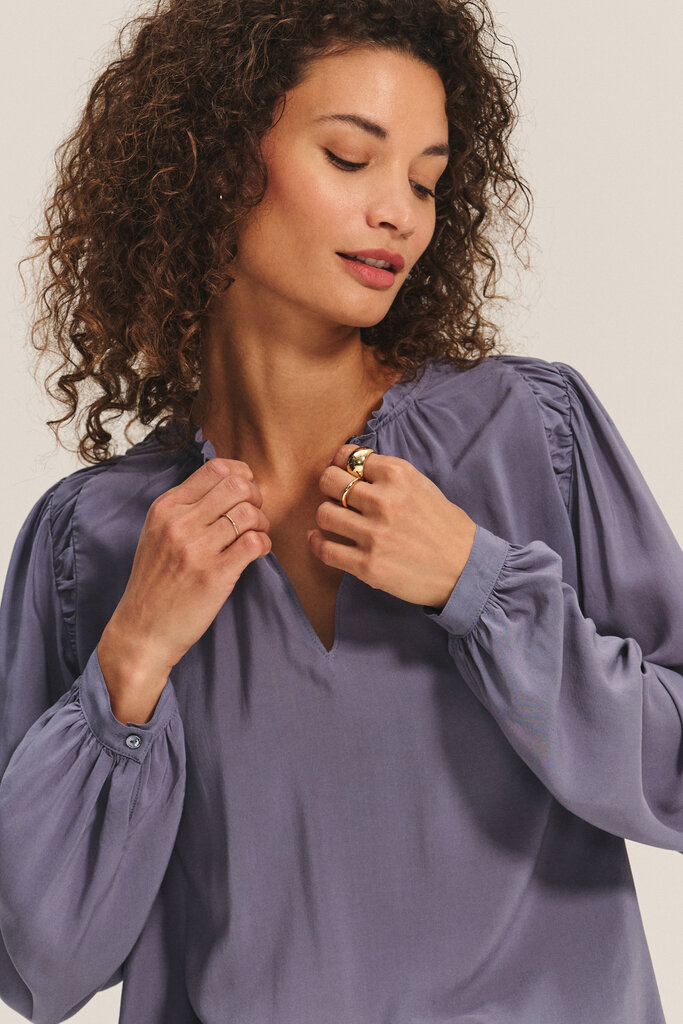 Velvet Velvet Tamara rayon challis top