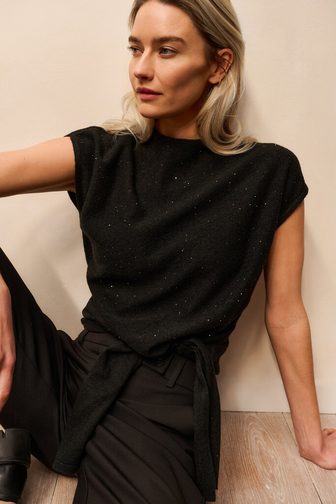 Yaya Yaya Sleeveless swtr w/knot & sequins 1000534