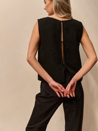 Yaya Sleeveless top w/bows at back