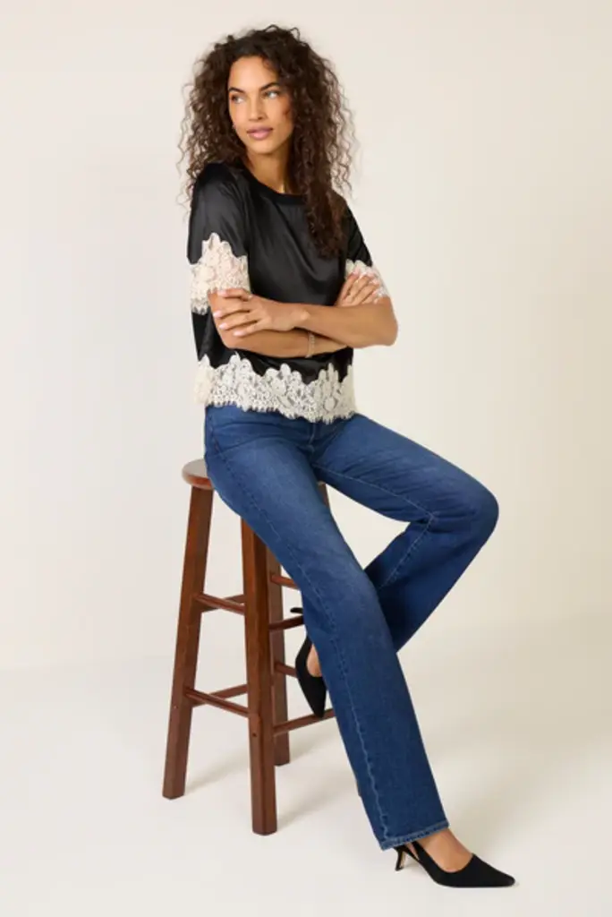 Sanctuary Sanctuary One of a kind satin lace top CB2682CA7X