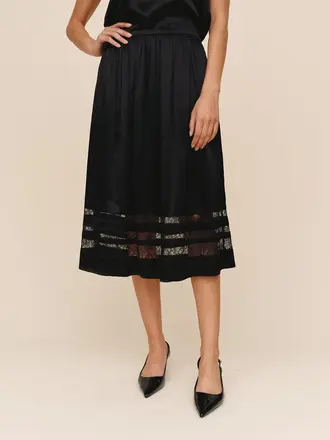 Bella Dahl Midi skirt w/lace trim