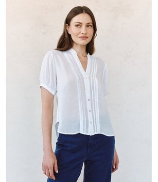 Bella Dahl Short sleeve pintuck shirt