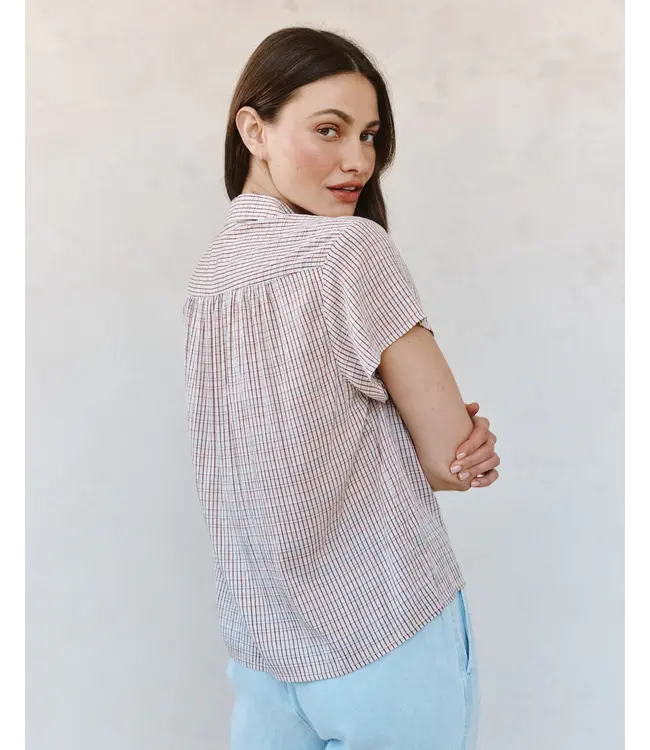 Bella Dahl Shirred short sleeve shirt