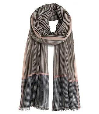 Echo Check in wrap scarf