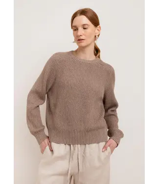 Paper Label Avery crew neck