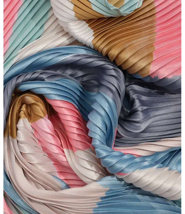 Echo Painterly compostion pleated scarf