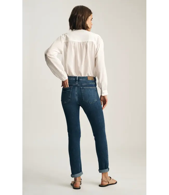 Mavi Kathleen jean