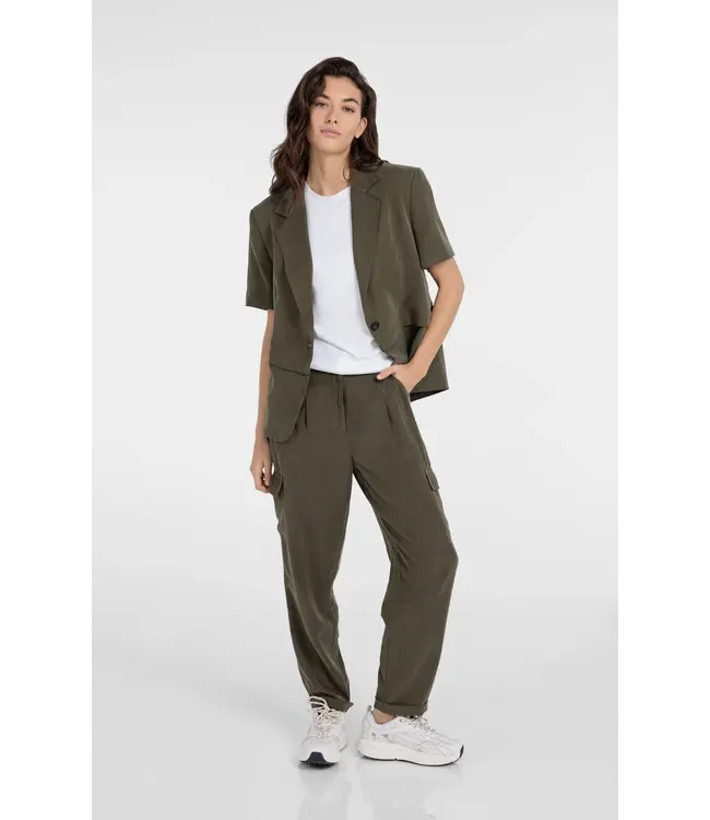 Yaya Woven shortsleeve blazer w/detachable bottom hem