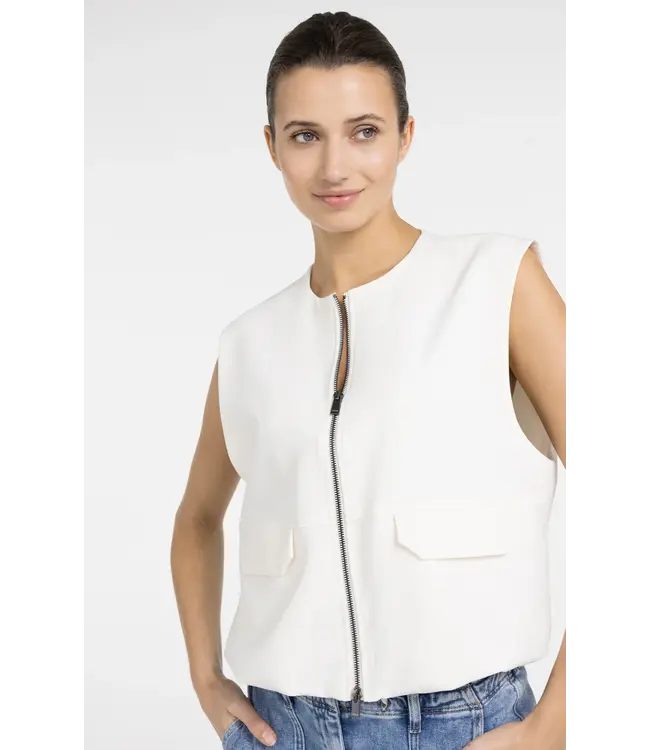 Yaya Sleeveless woven jacket w/balloon hem