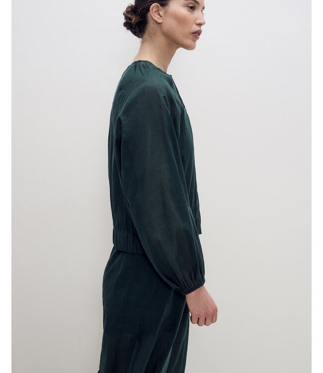 Yerse Bomber style jacket