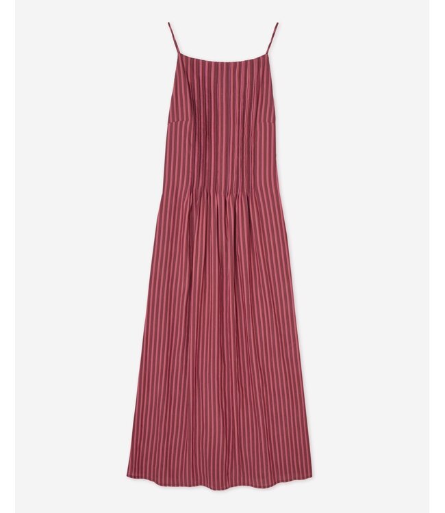 Yerse Strap dress w/straight neckline