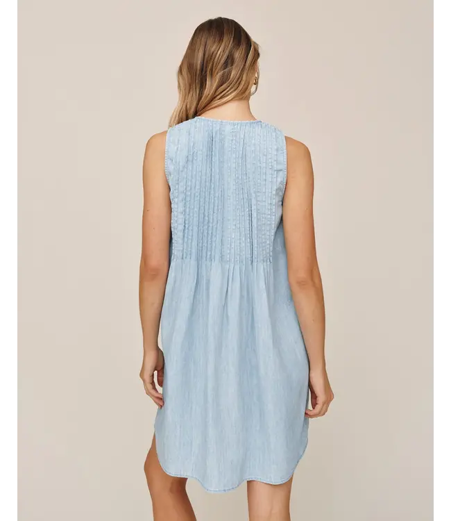 Bella Dahl Sleeveless pintuck dress