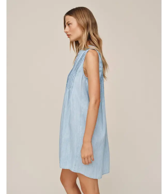 Bella Dahl Sleeveless pintuck dress