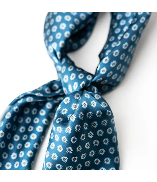 Amyemma Designs Ditzy daisy silk scarf