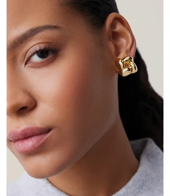 Jenny Bird Small woven square gold earrings
