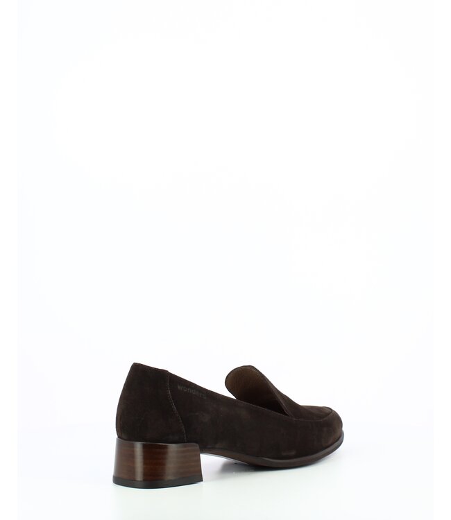 Wonders Suede loafer with point toe