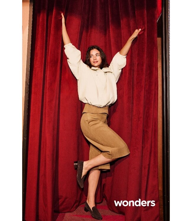 Wonders Suede loafer with point toe