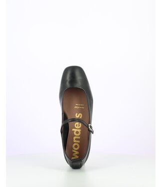 Wonders Updated ballet style shoe