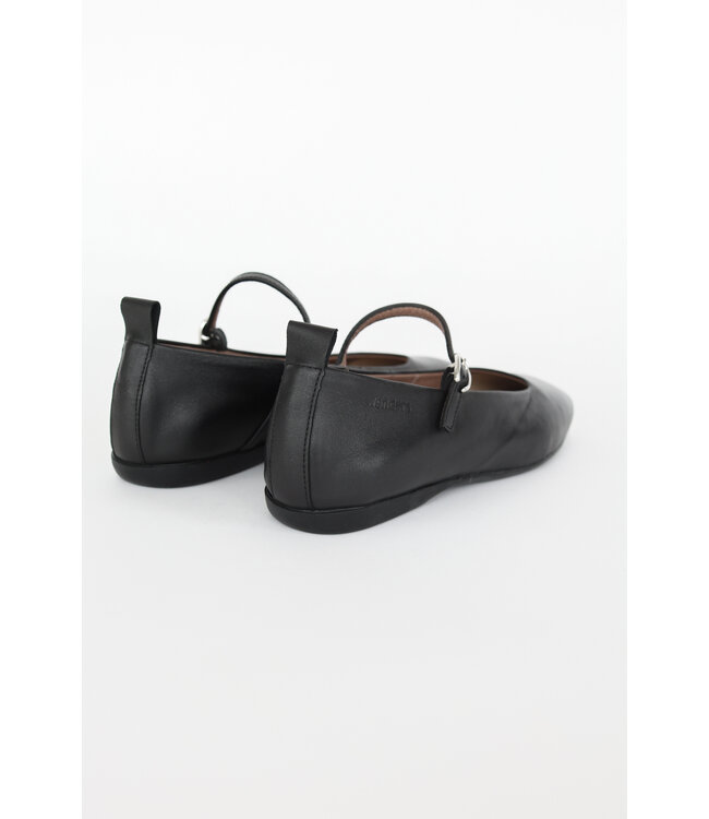 Wonders Updated ballet style shoe