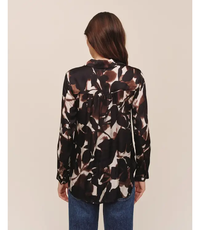 Bella Dahl LS round hem button down