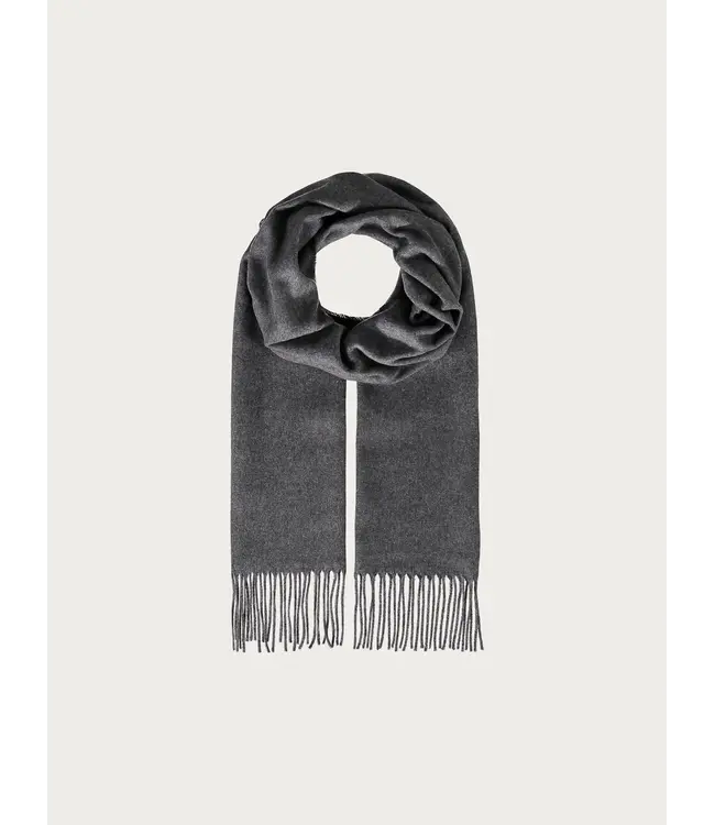V Fraas Scarf