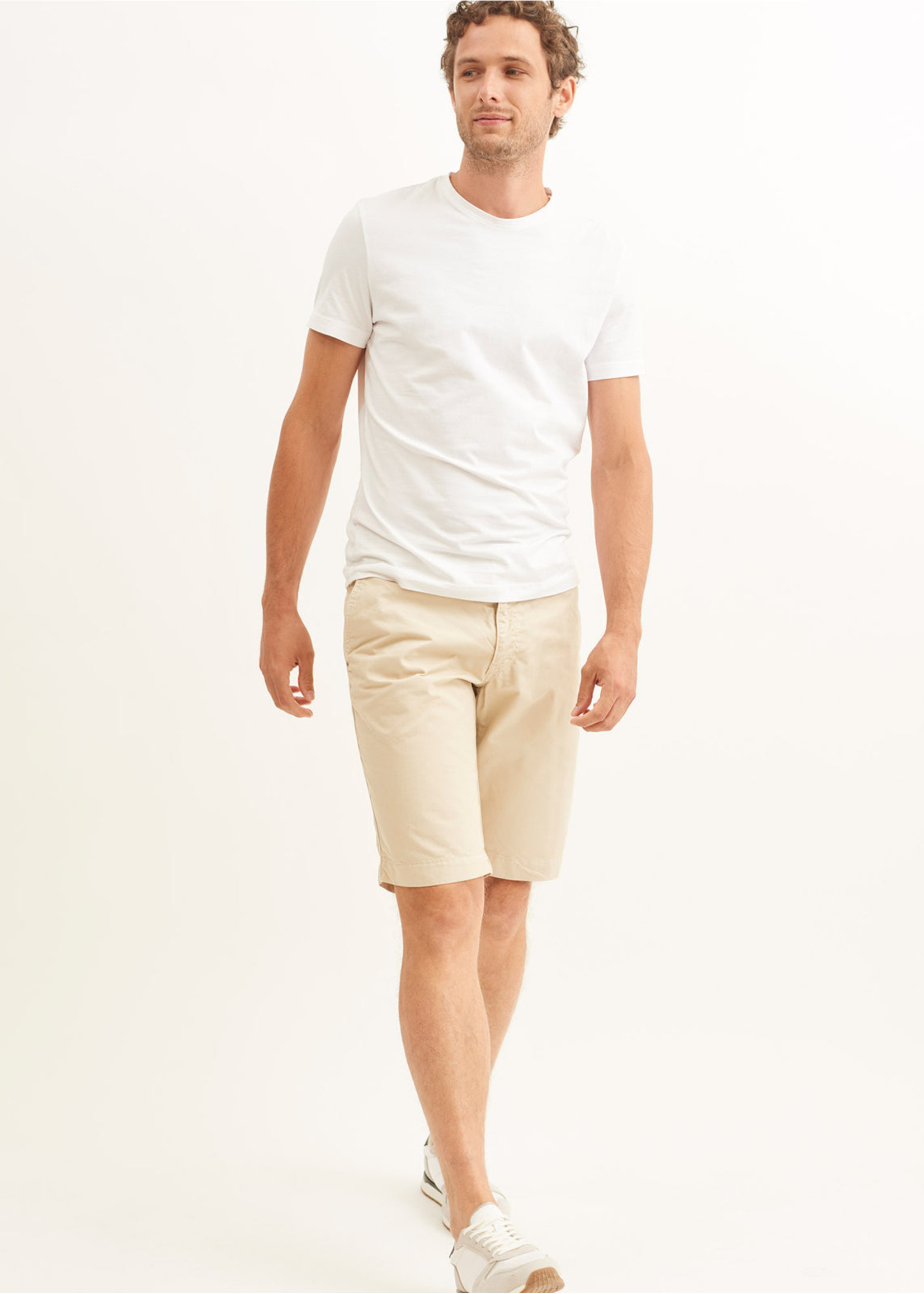 SAINT-JAMES Doug straight Bermuda shorts, in cotton canvas