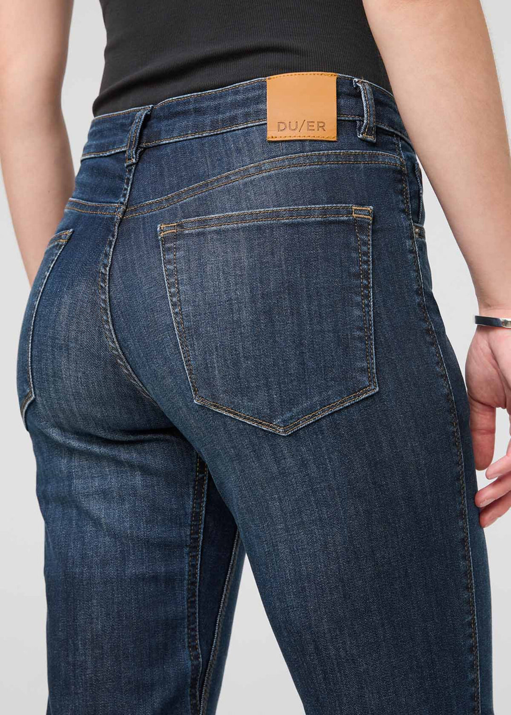DUER Performance Denim Girlfriend - Heritage Blue