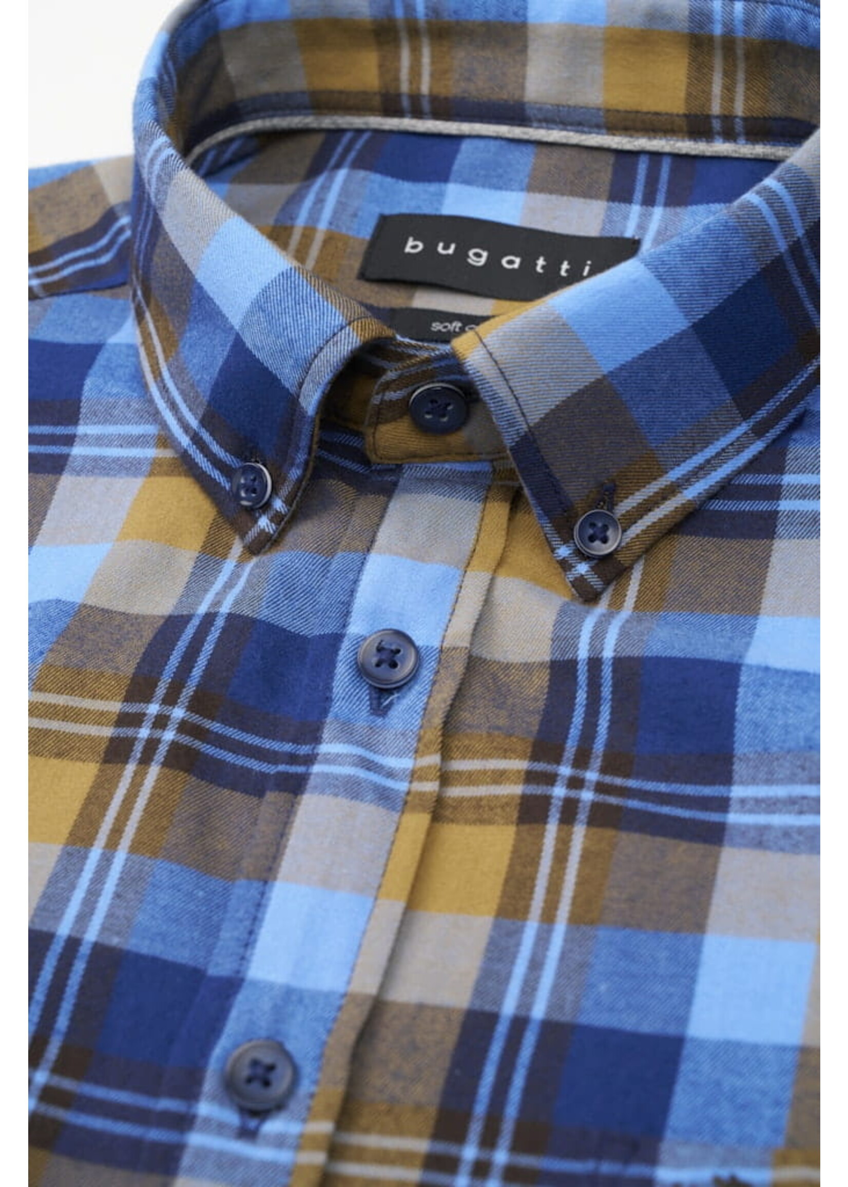 BUGATTI Oxford shirt in chequered design in brown