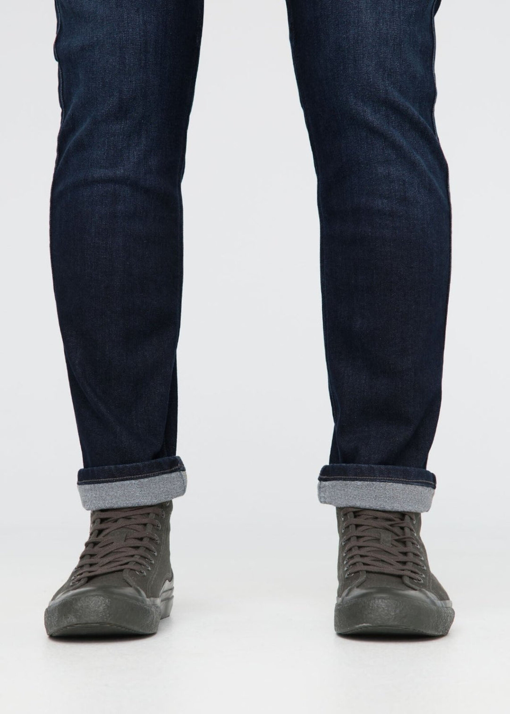 DUER Jeans coupe décontracté fuselée avec doublure feutrée - 2 couleurs disponibles