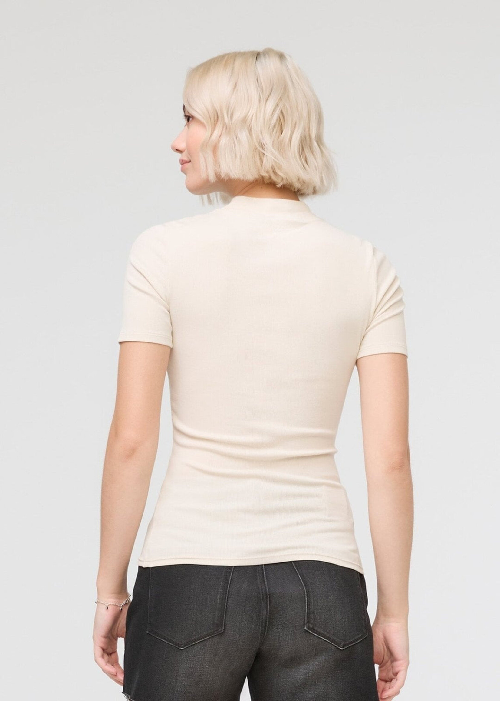 DUER Ribbed Pima Mock Neck Tee