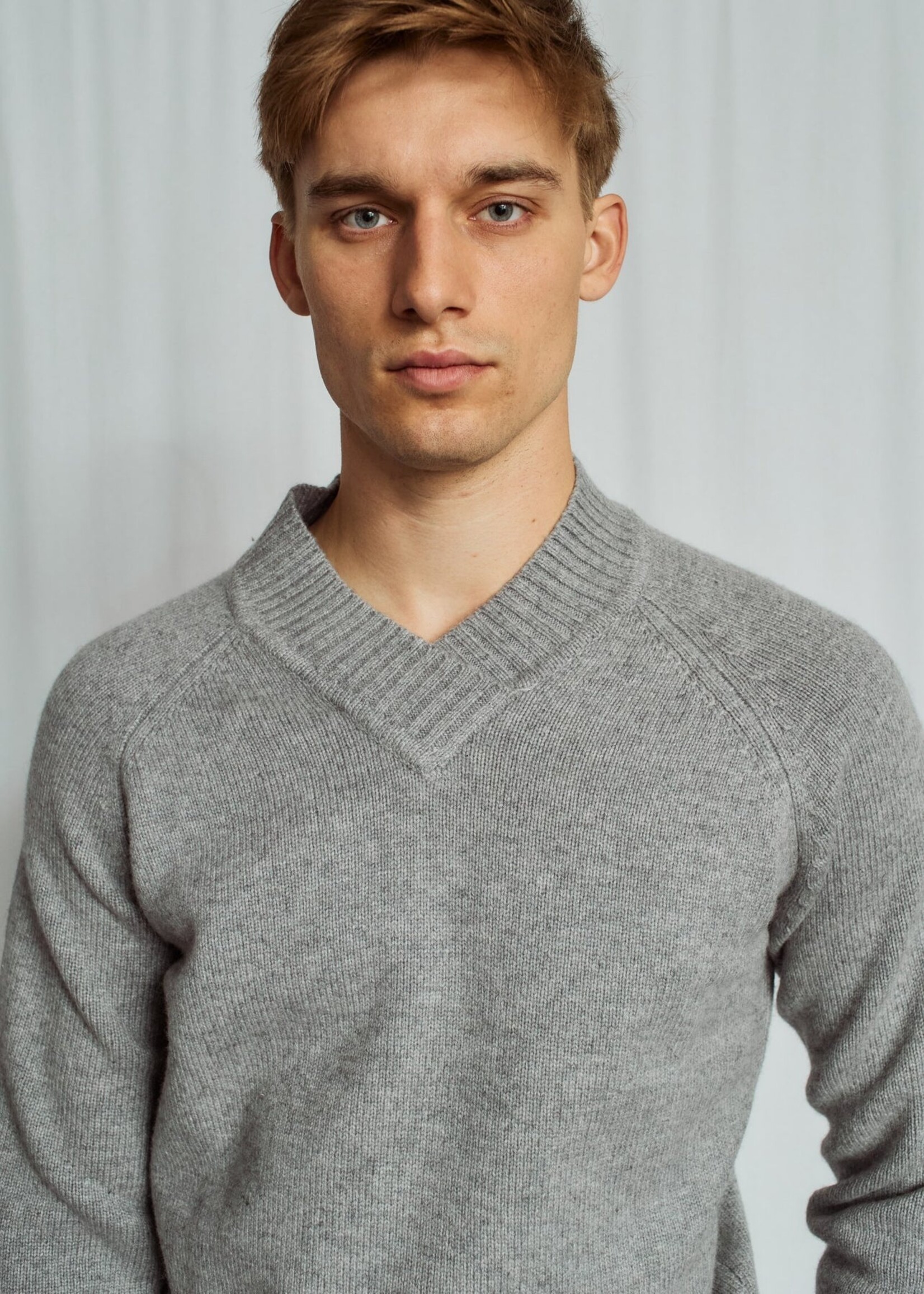 BRUUN & STENGADE Douglas Regular Fit Knitwear - Grey