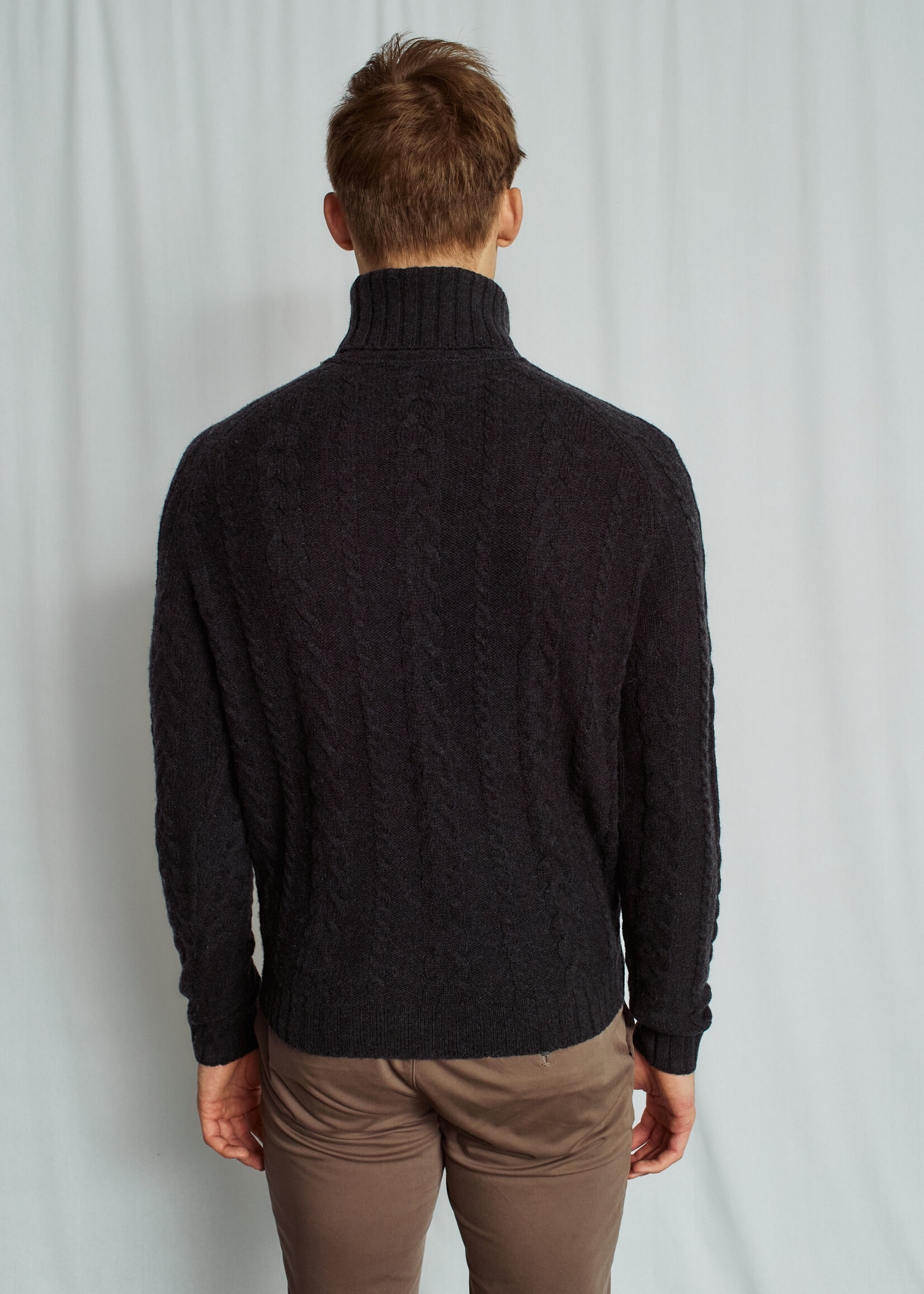 BRUUN & STENGADE Chandail en tricot de laine mérinos avec câbles pour homme-Charbon