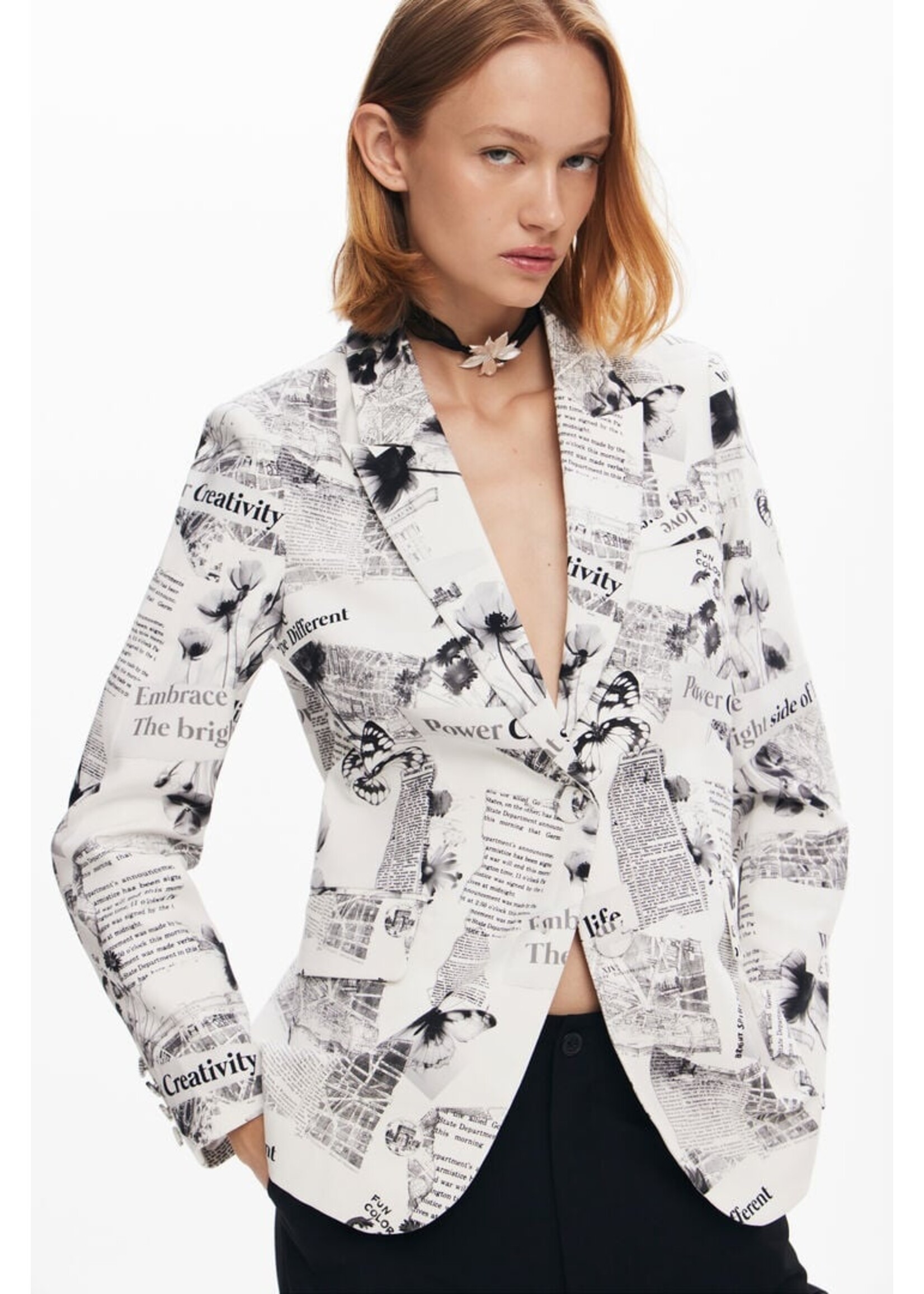 DESIGUAL Straight blazer with text and flowers