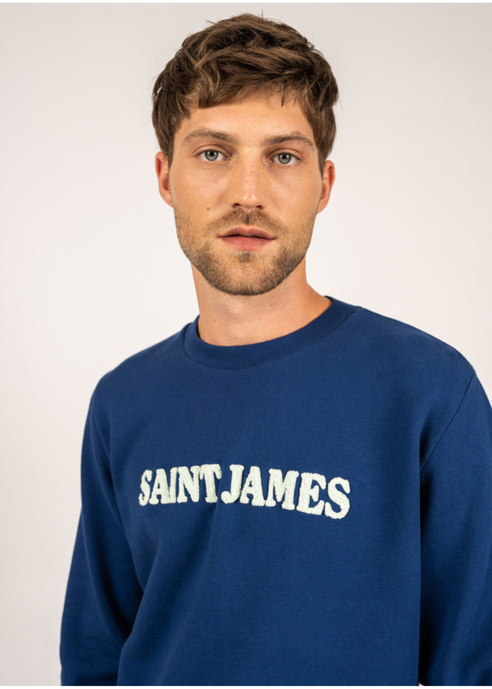 SAINT-JAMES Chandail en molleton avec broderie Solal - 2 couleurs disponibles