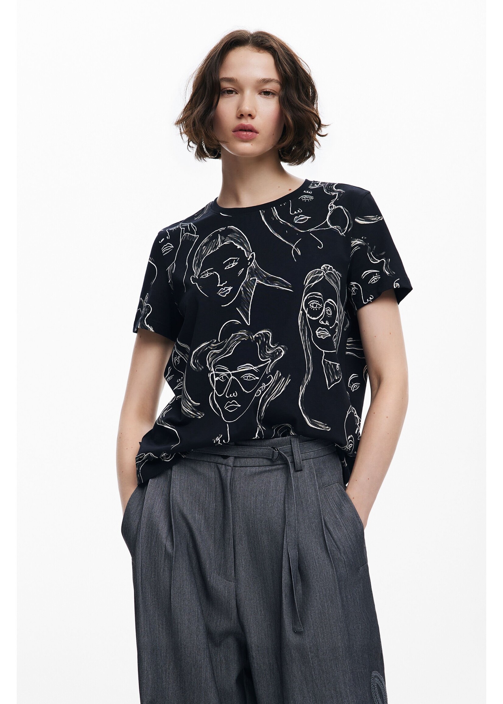 DESIGUAL T-shirt à manches courtes avec visages