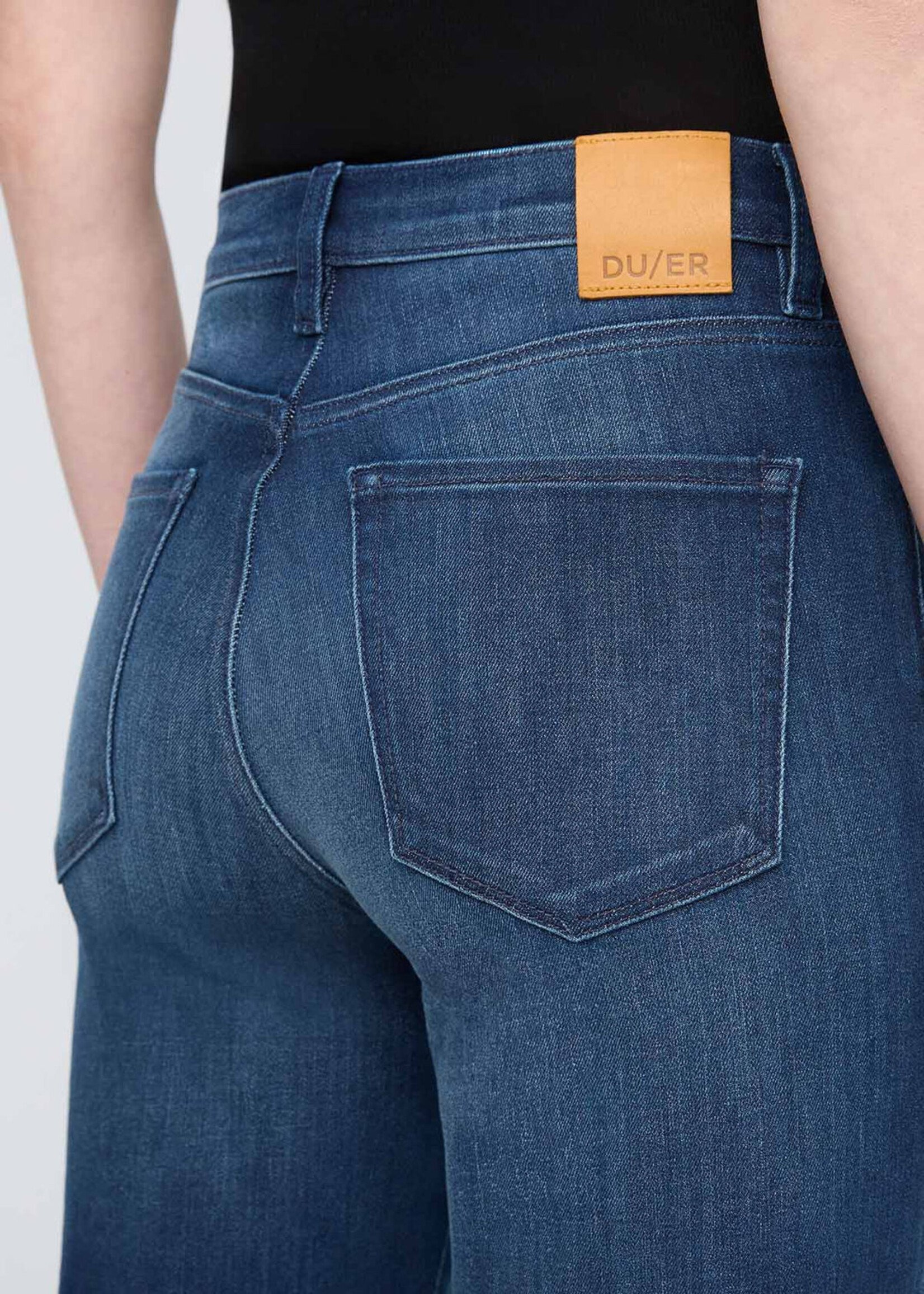 DUER Jeans coupe droite à taille haute - Clair de lune