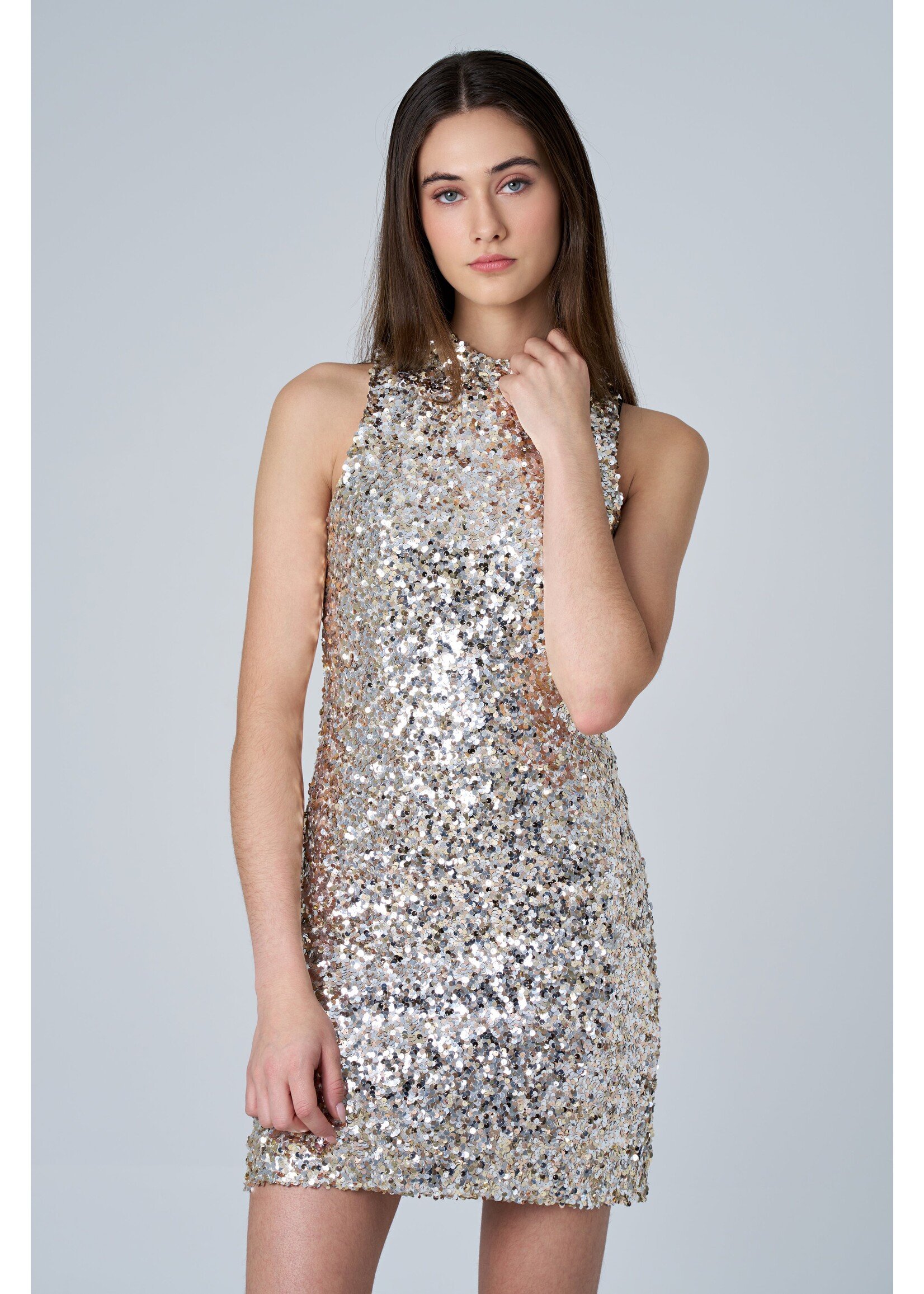 ASTRID Robe courte à paillettes sans manches