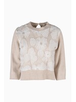 ASTRID Tricot avec broderies et paillettes orné de fleurs