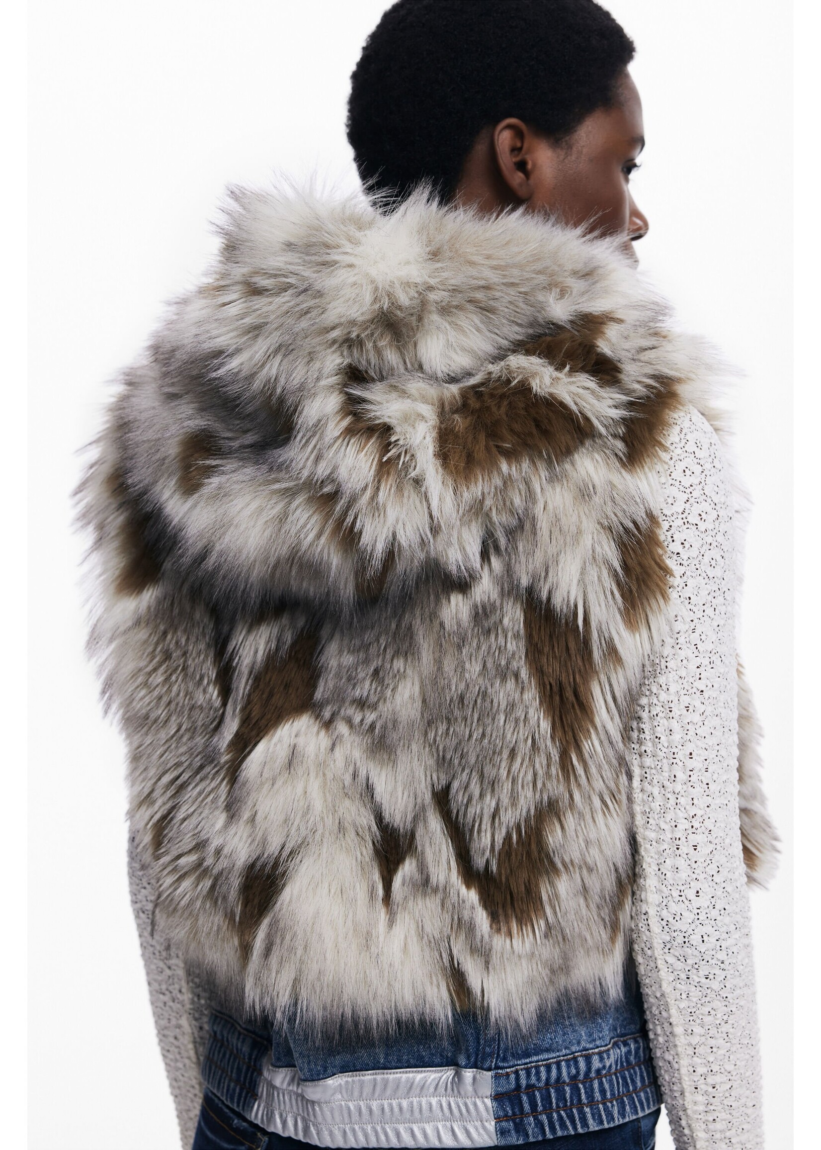 DESIGUAL Faux-fur sleeveless vest CHAQ_BUNNY