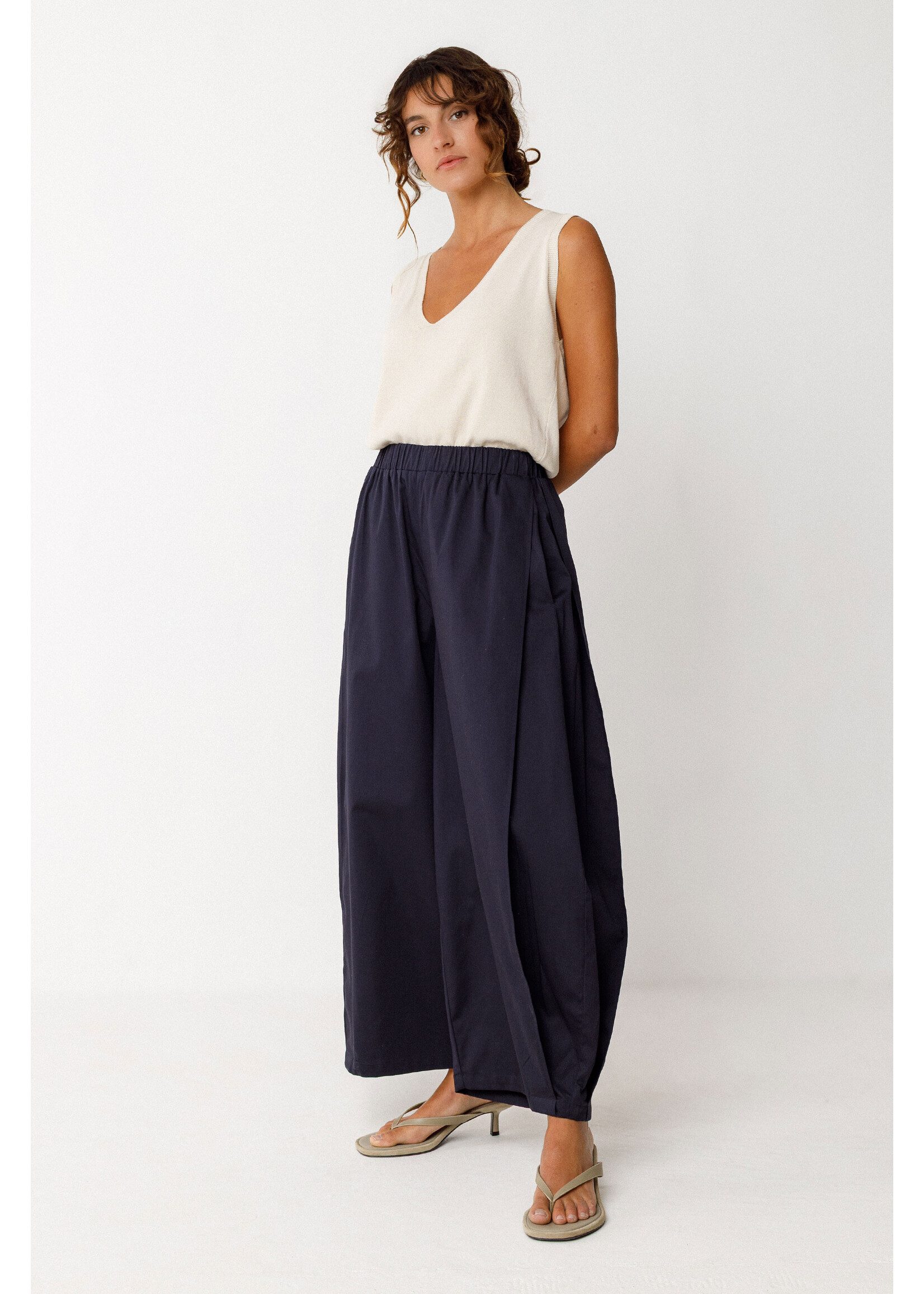 SKFK Relaxed fit elasticated waist cotton trousers by SKFK - available in 2 colours
