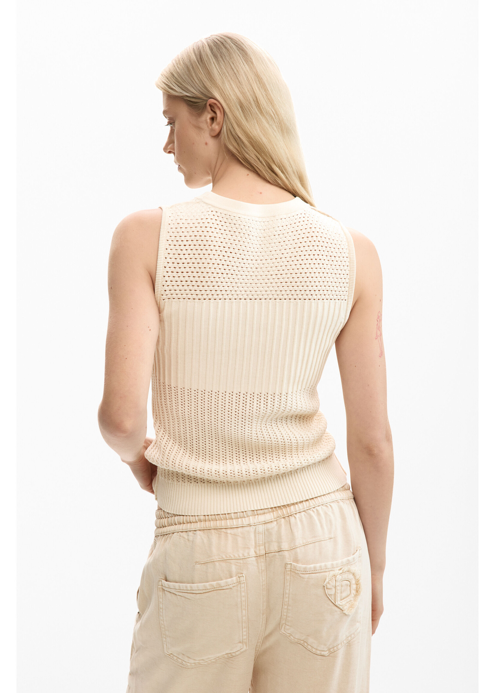 DESIGUAL Camisole en tricot Desigual TS_ROMA - 2 couleurs disponibles