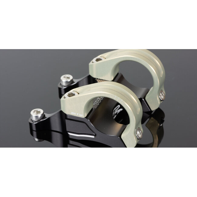 Renthal Stem Integra 3  Clamp 35mm L: 45mm Direct Mount 0° Black/Gold