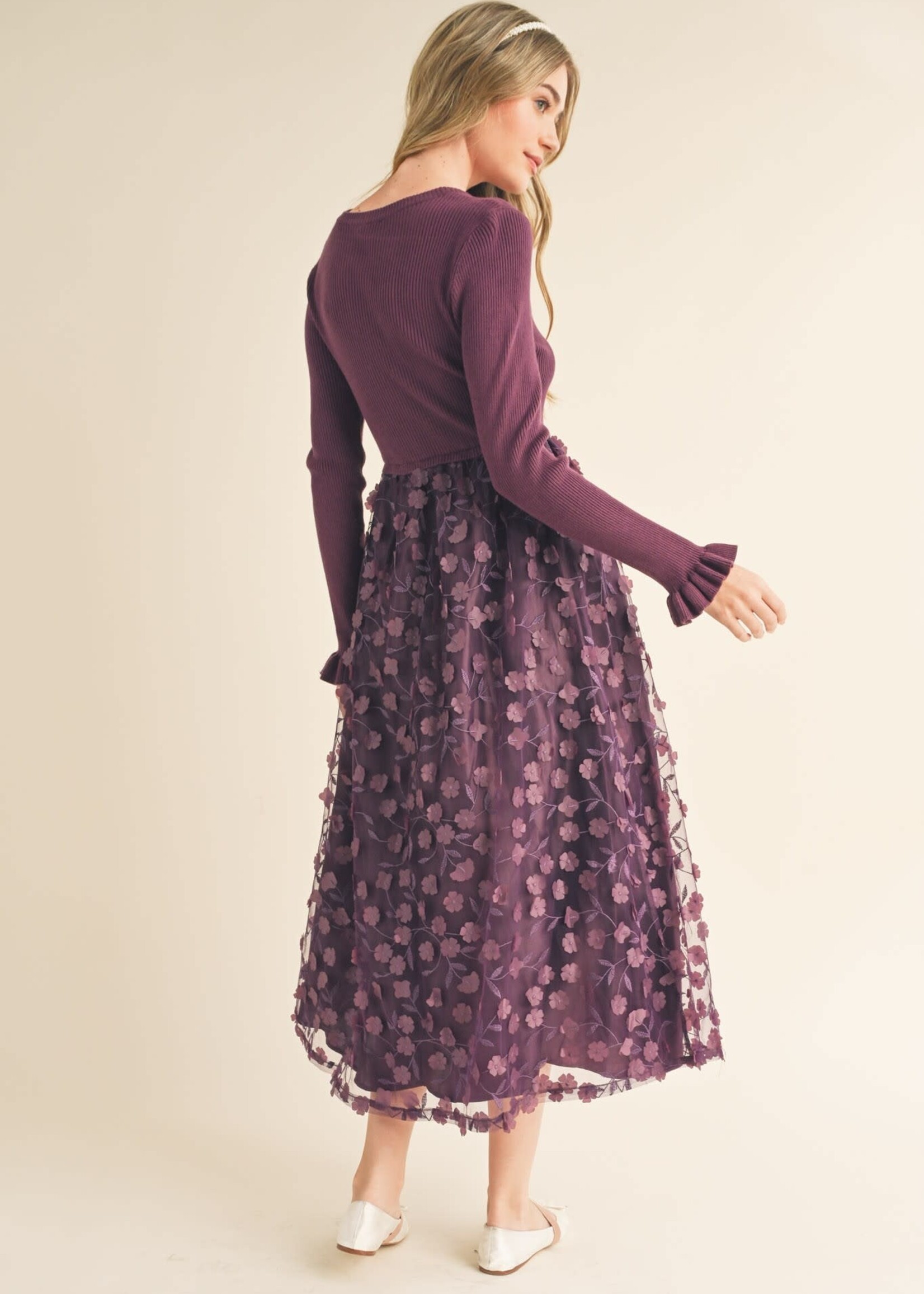 Long sleeve ribbed top dress with texture floral bottom
