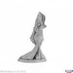 Reaper Miniatures Legends: Gisele the Sorceress